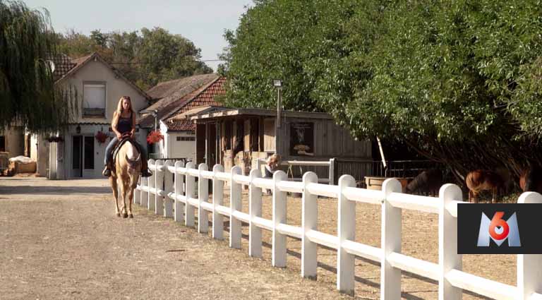 Violences sexuelles : Audrey Larcade, cavalière d’équitation « western » âgée de 34 ans, ne veut plus se taire.